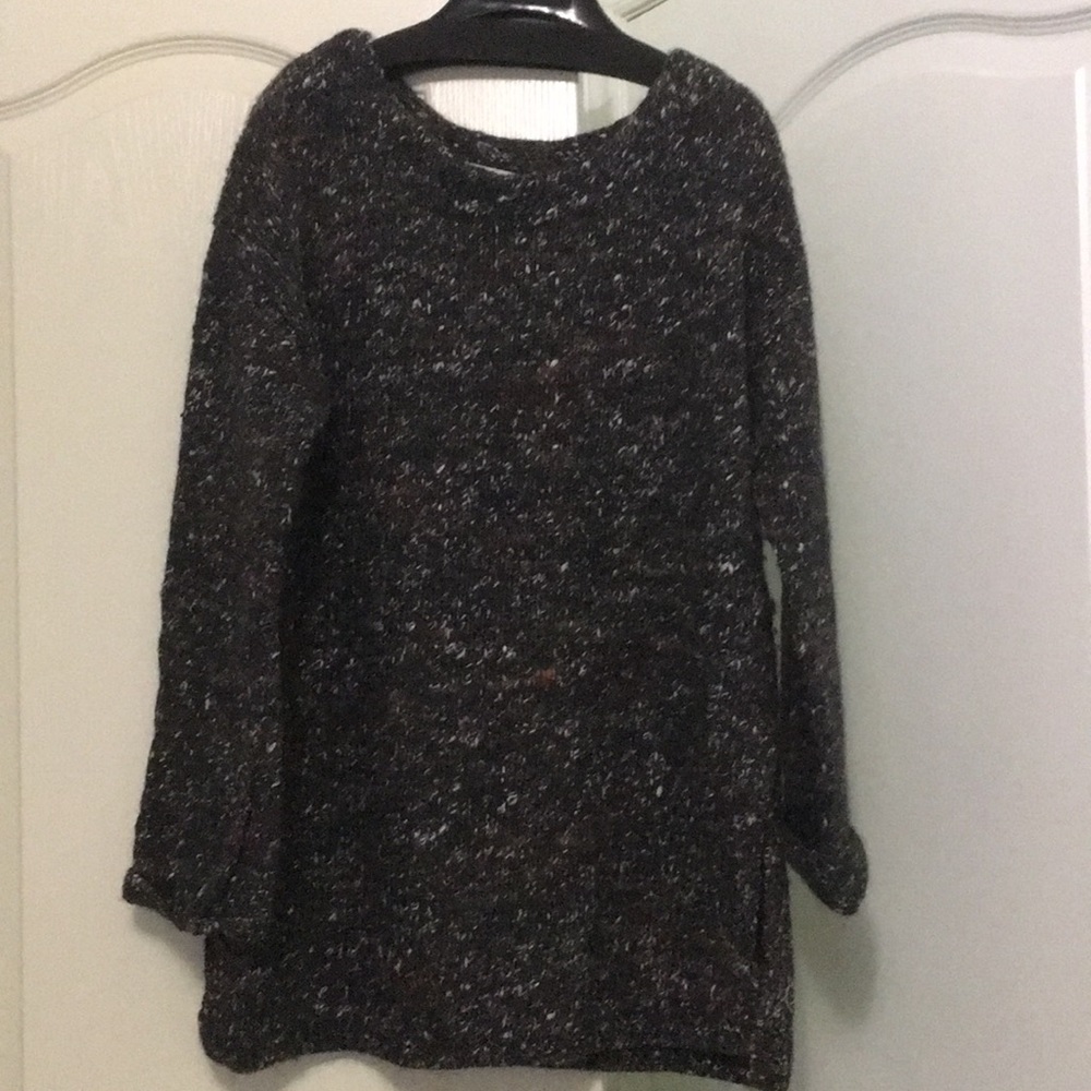 Wilfred sweater